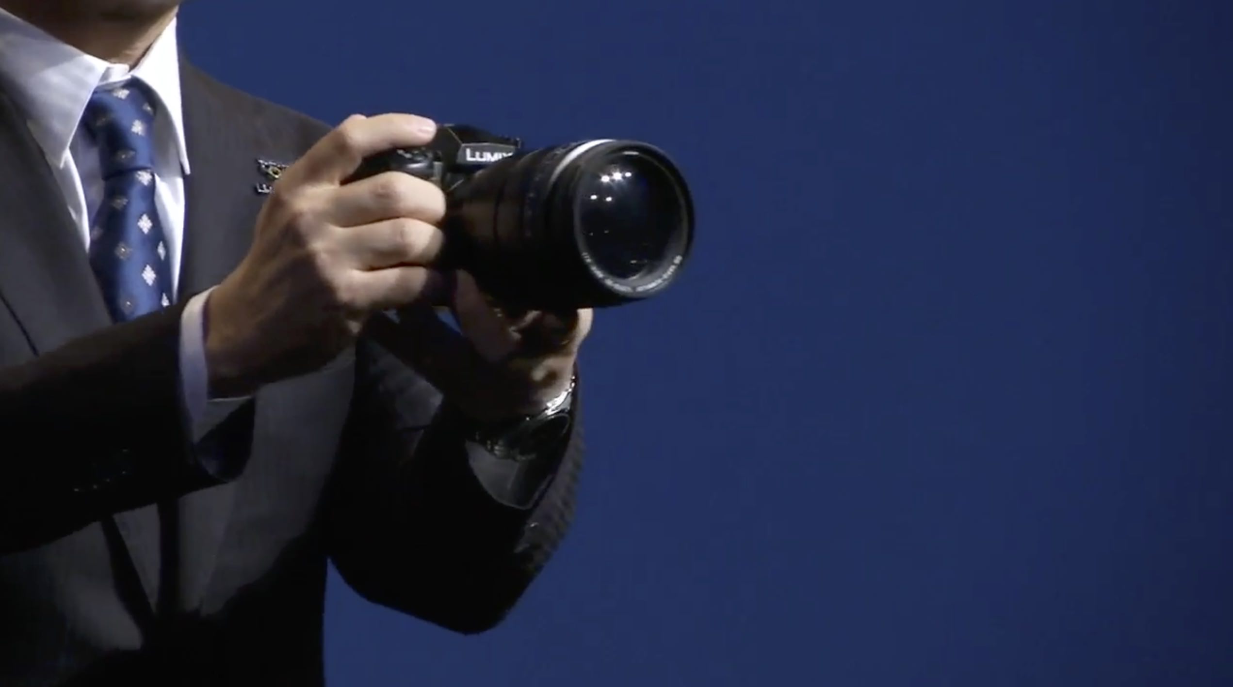 Panasonic Leica DG Vario-Summilux 10-25mm f/1.7 lens